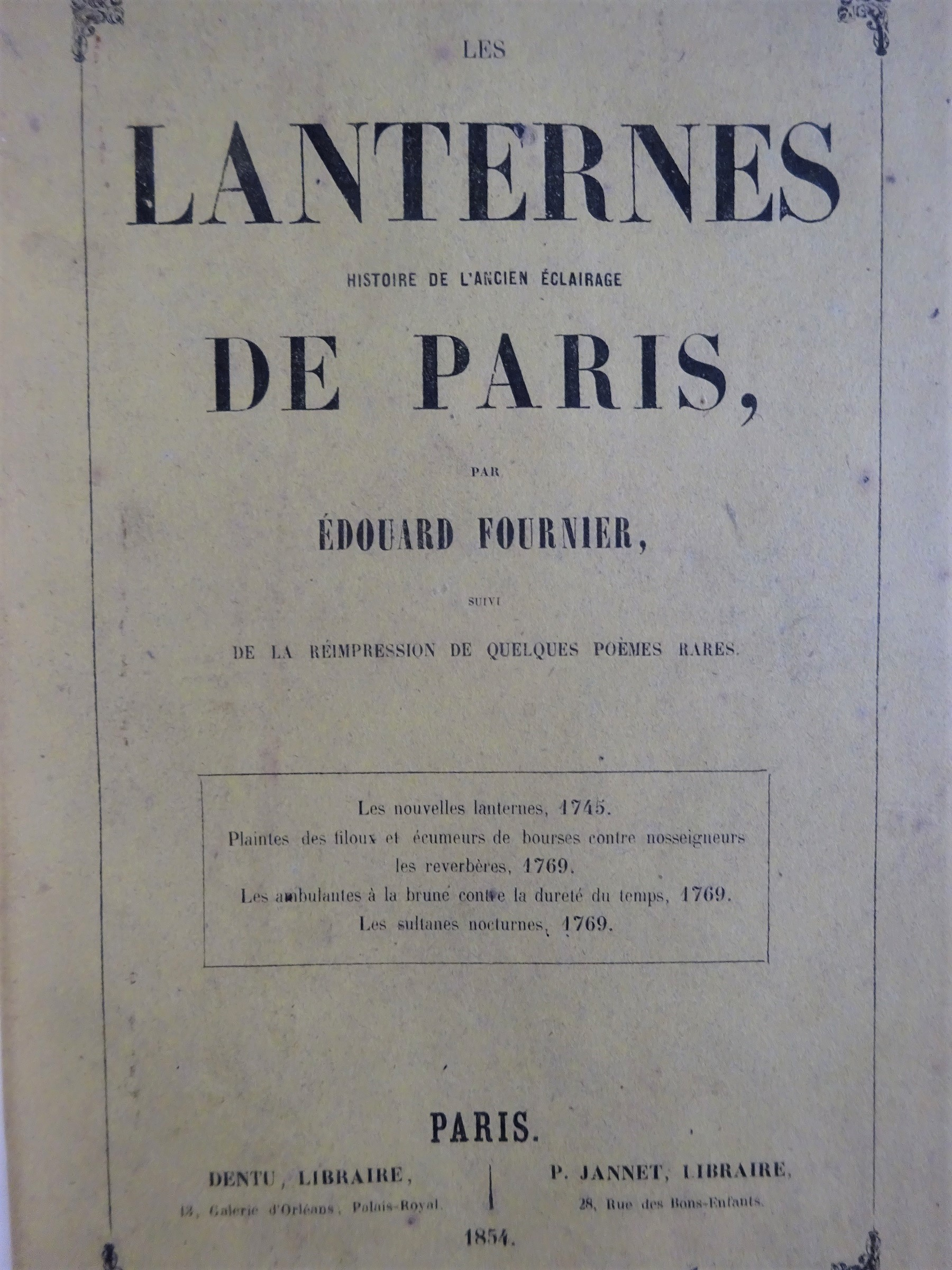 Les Lanternes Histoire de l'ancien éclairage de Paris