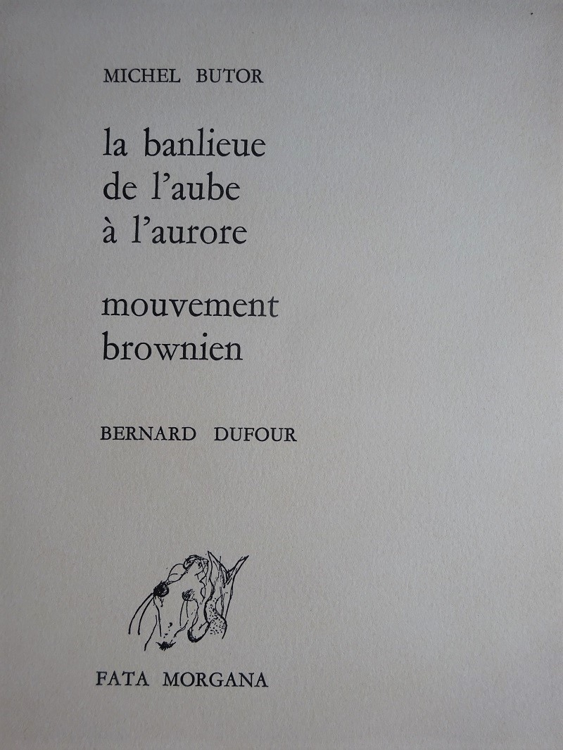 La banlieue de l'aube à l'aurore. Mouvement brownien