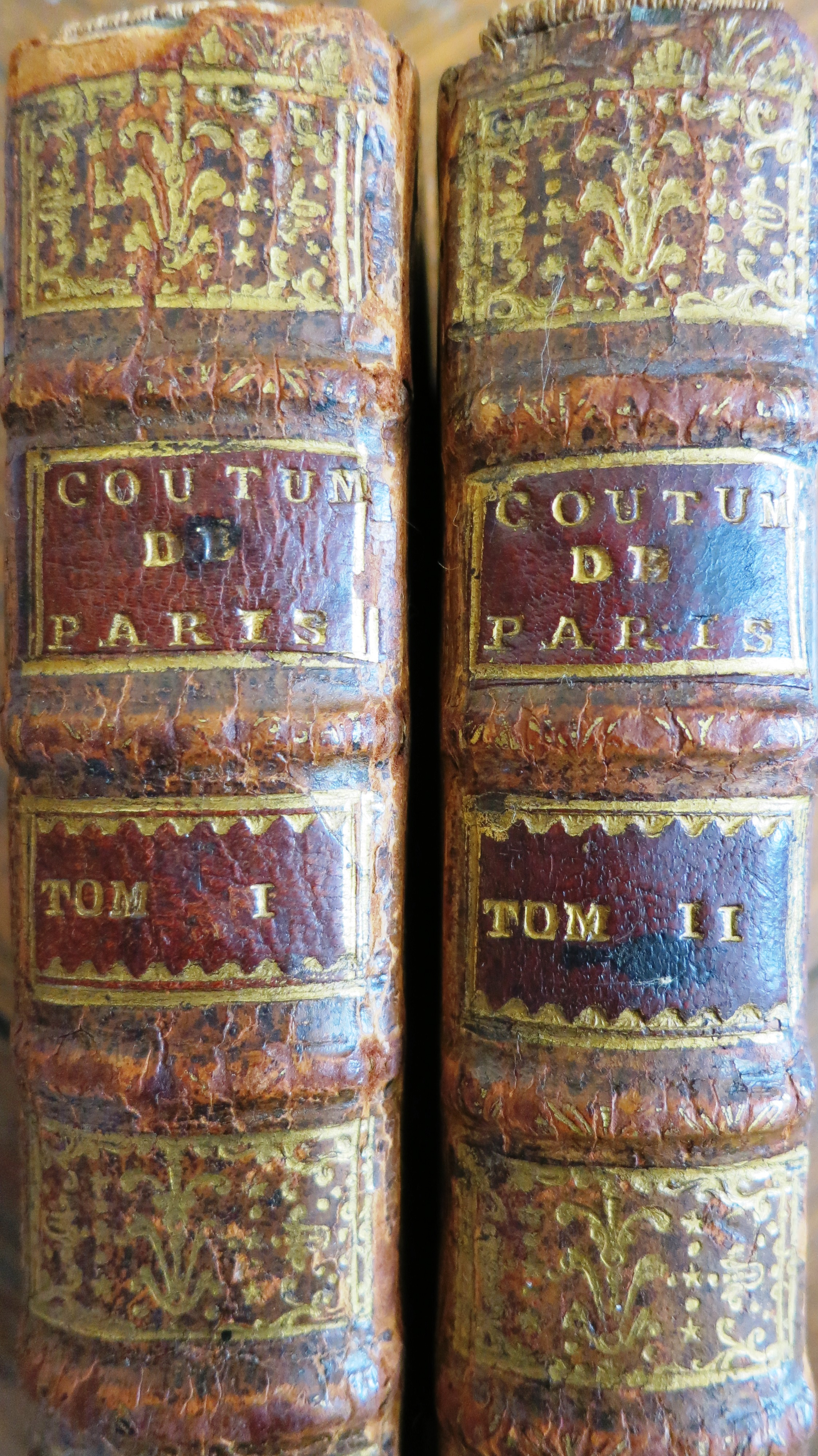 Coutumes de la Prevosté et Vicomté de Paris. Edition 1709.