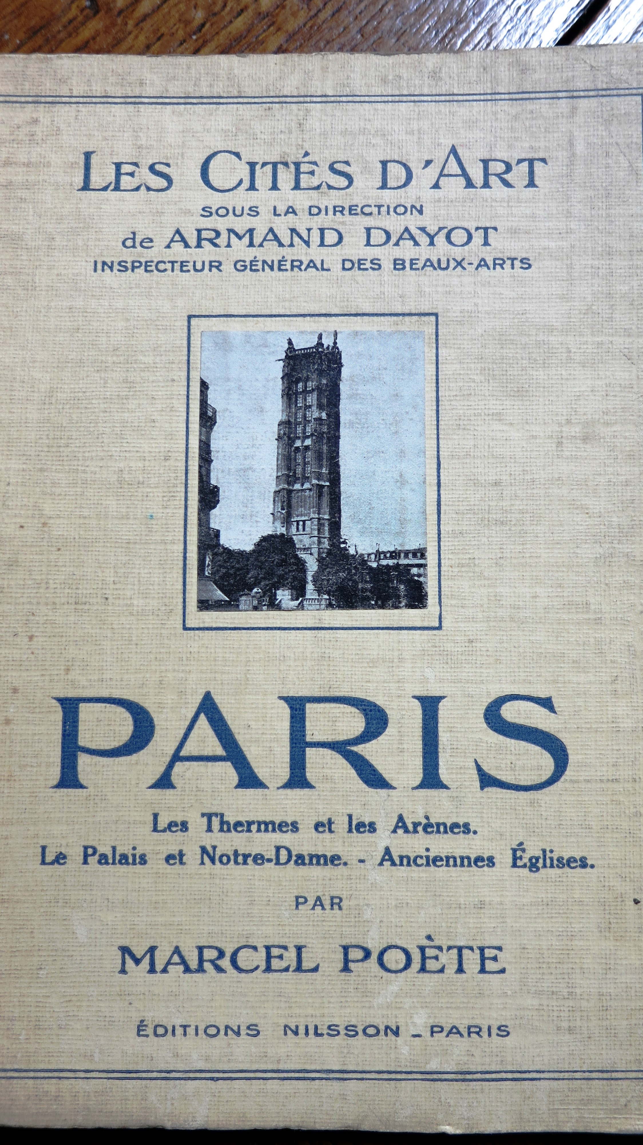 Les Thermes et les Arènes Le Palais et Notre-Dame Anciennes Eglises