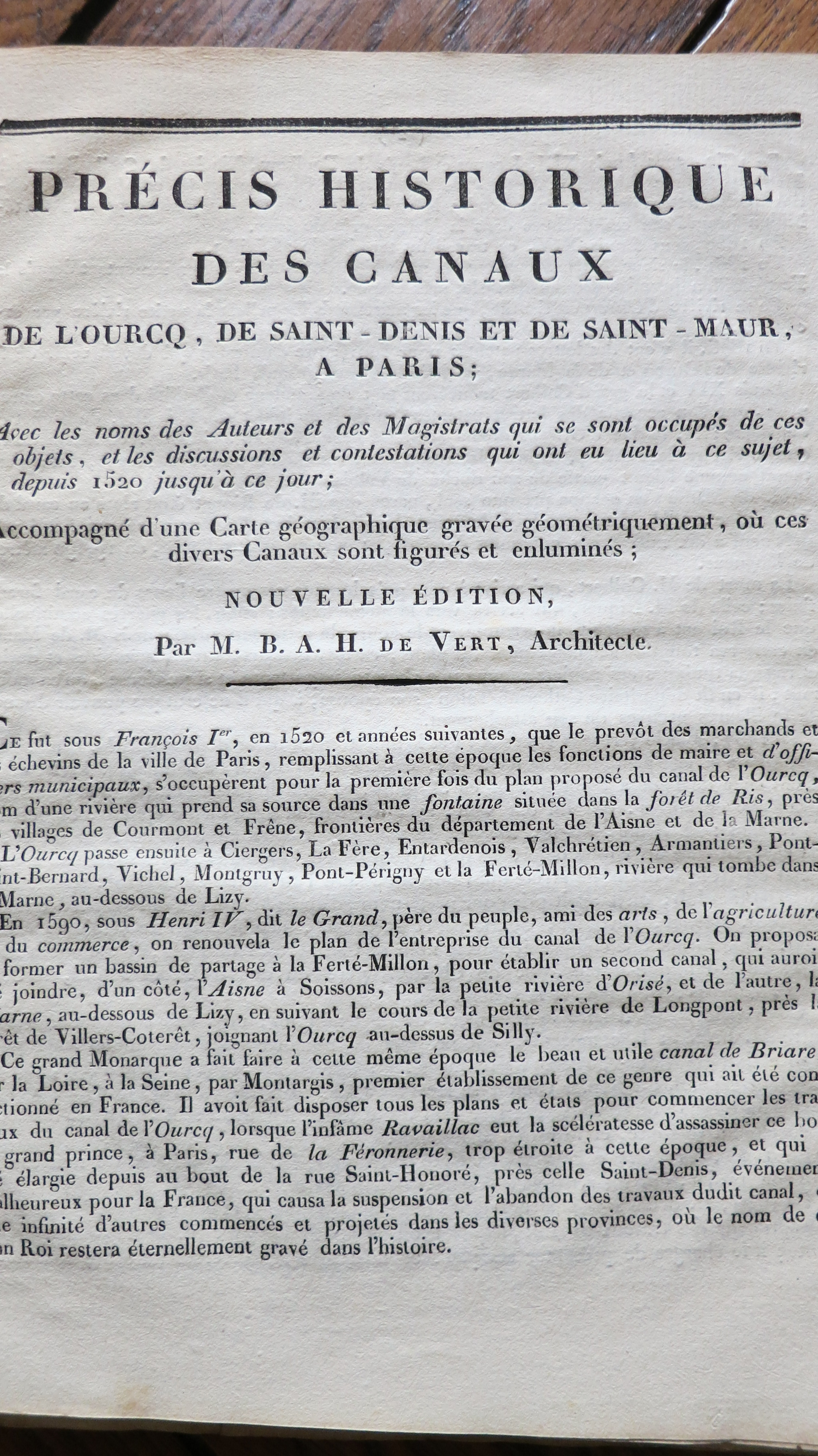 Détail et abrégé historique sur la fondation et les accroissemens de Paris ou Lutèce.