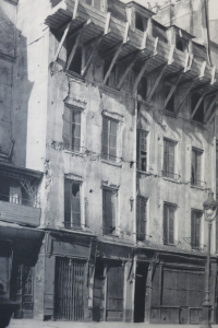 Les Ilots insalubres et glorieux de Paris