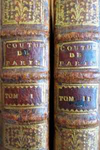 Coutumes de la Prevosté et Vicomté de Paris. Edition 1709.